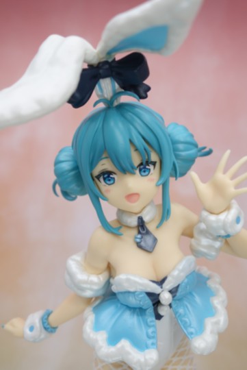 BiCute Bunnies VOCALOID 初音未来 白兔女郎 Ver. (珠光色)