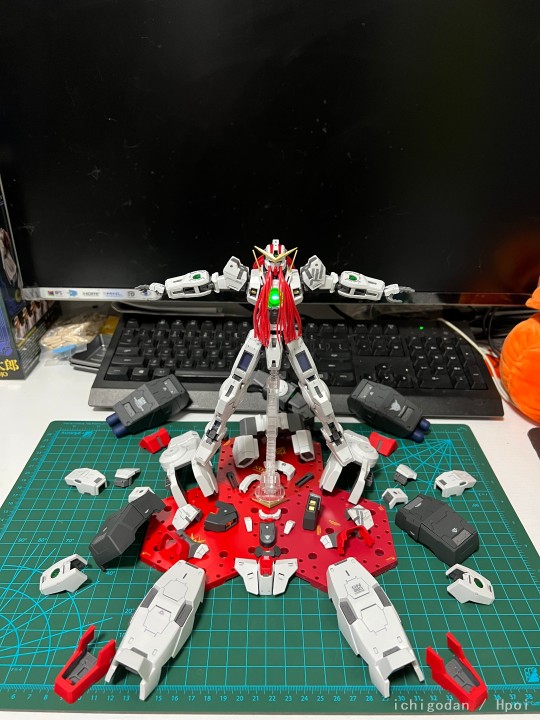 带上可脱+的德天使，OO第一季全家福