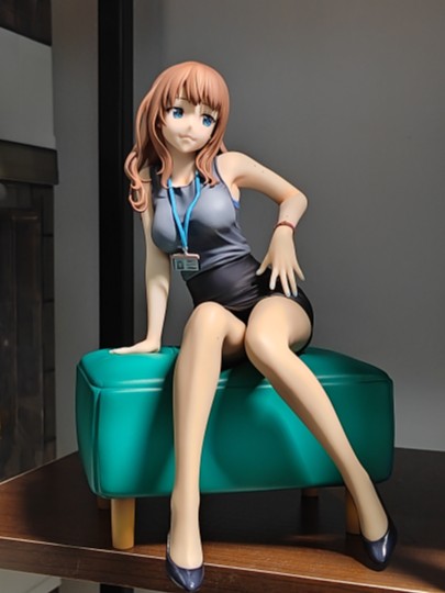 晚上加班的前辈