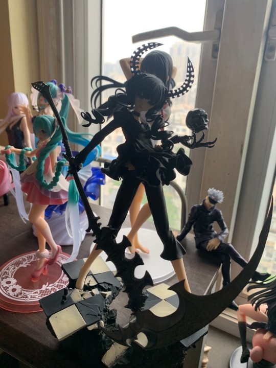 Dm砸地真捏🐴帅