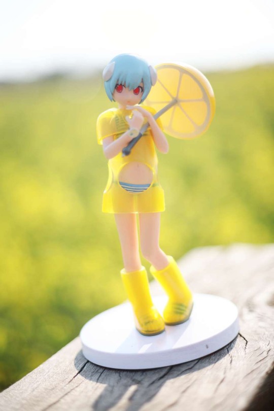 乍一眼根本认不出这是绫波丽´_>`