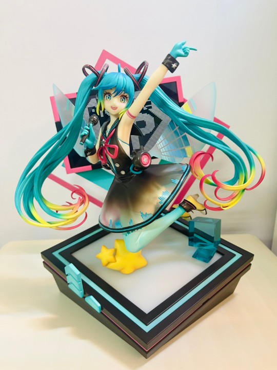 初音未来pick me up，电池盒难拆没法为爱发光(۶ꈨຶꎁꈨຶ )۶ʸᵉᵃʰᵎ