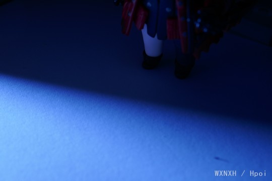 “凝视我...然后坠入深渊嘞。”