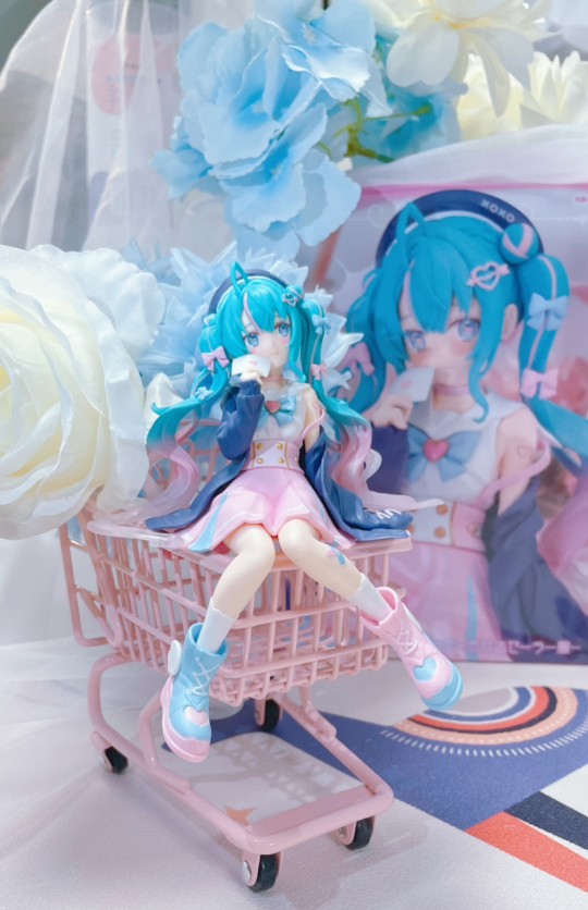 初音 恋爱水手泡面压