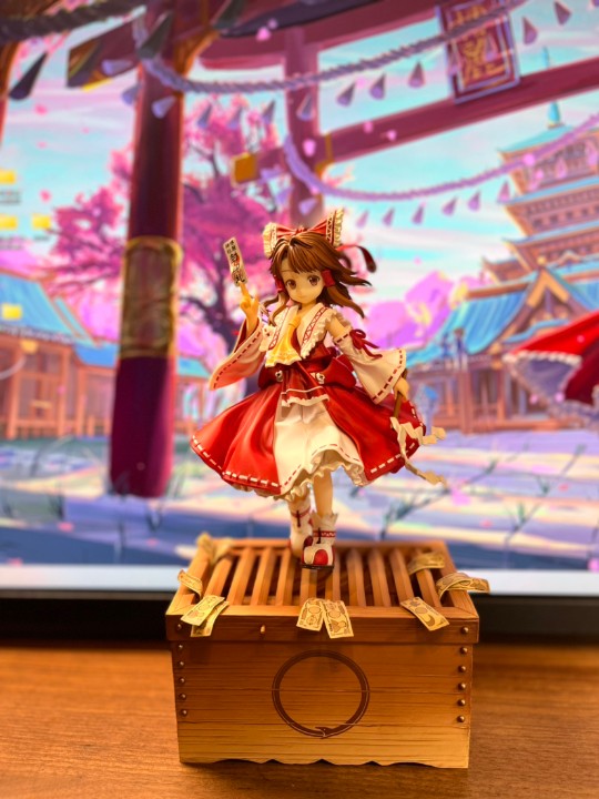 灵梦偷了抚子的钱箱