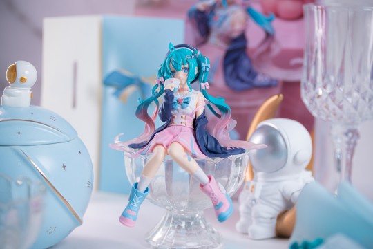 初音 压泡面恋爱水手返图