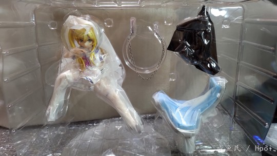 Rocket Boy
纯血的装置 布伦希尔德