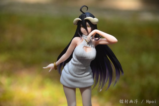 Taito Coreful 针织连衣裙雅儿贝德