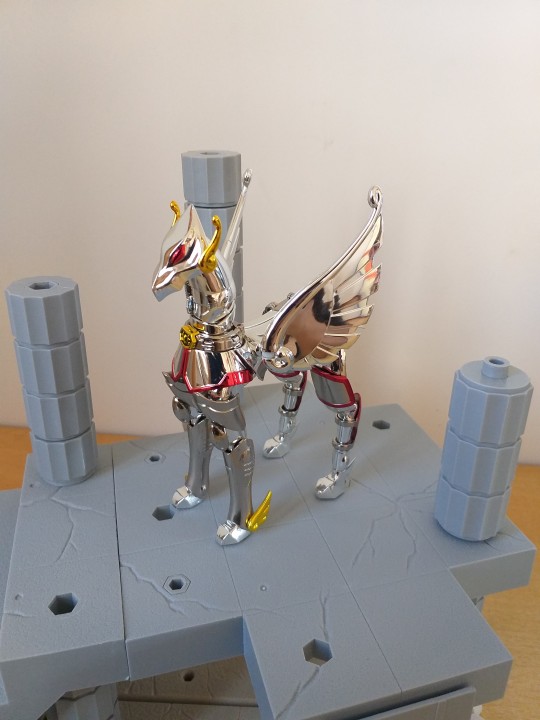 圣衣神话 天马座 安全帽