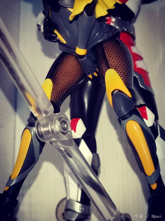 本来想摆双人芭蕾的，结果......