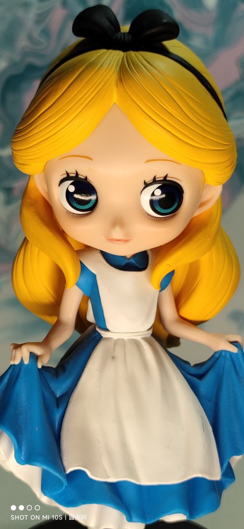 眼镜厂 梦游仙境的爱丽丝