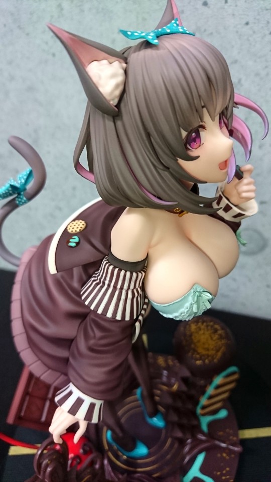 原画是tskk和kson的画师