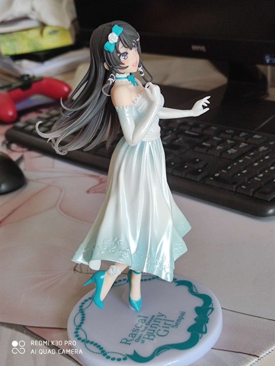 樱岛麻衣晚礼服手办开箱展示