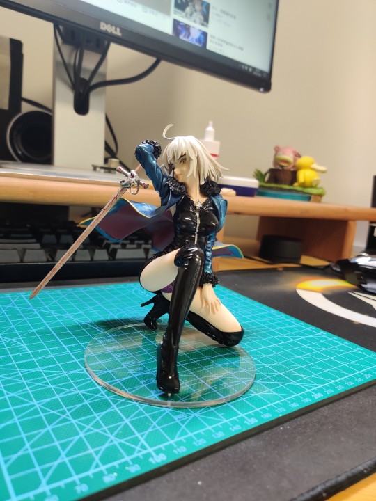 健康的笑容，不经意的紫色