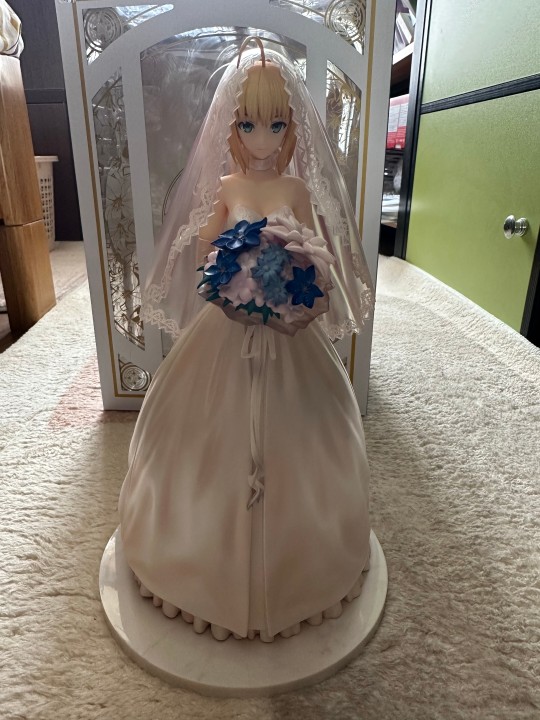 ㌥(ง ˙˘˙ )ว㌥