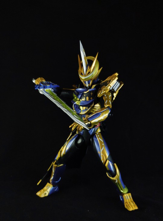 假面骑士刀剑——阿拉伯那之夜