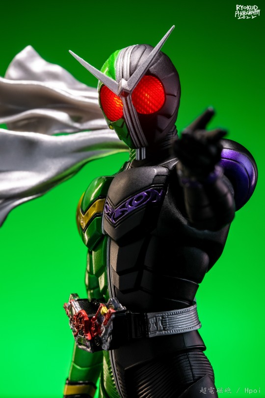 shf 真骨雕 假面骑士w 疾风王牌