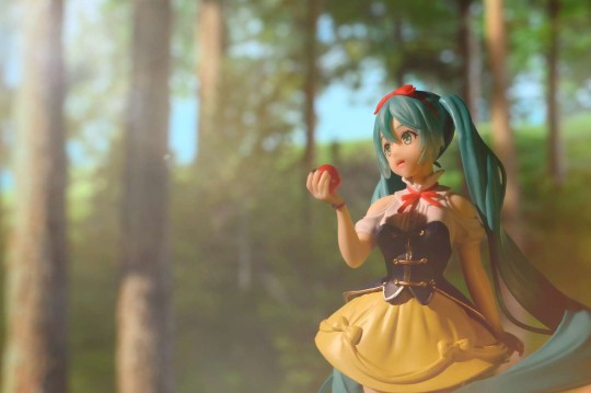 村姑逼迫我吃苹果🍎