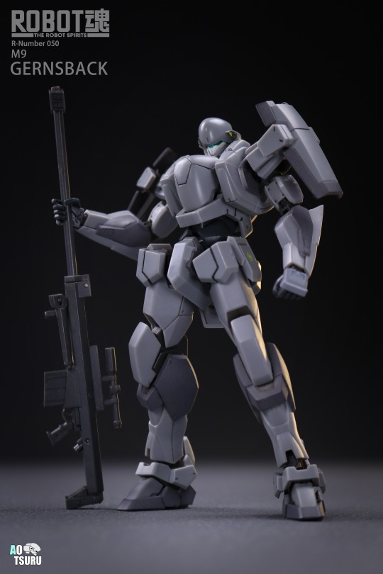 Robot魂 050 全金属狂潮 M9 卡恩兹巴克（克鲁兹机）