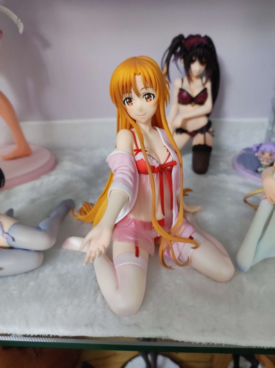 官图让人疯狂心动的亚丝娜