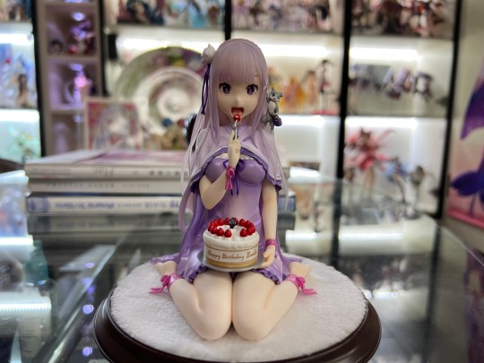 叶婷峰少手办收藏之187-啃放弃的爱蜜莉雅