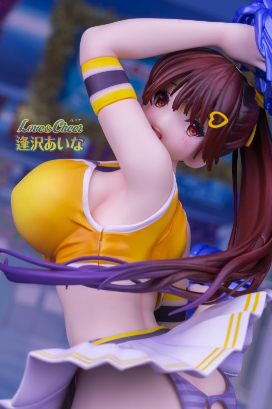 练习时长两年半，毕业就当啦啦队长