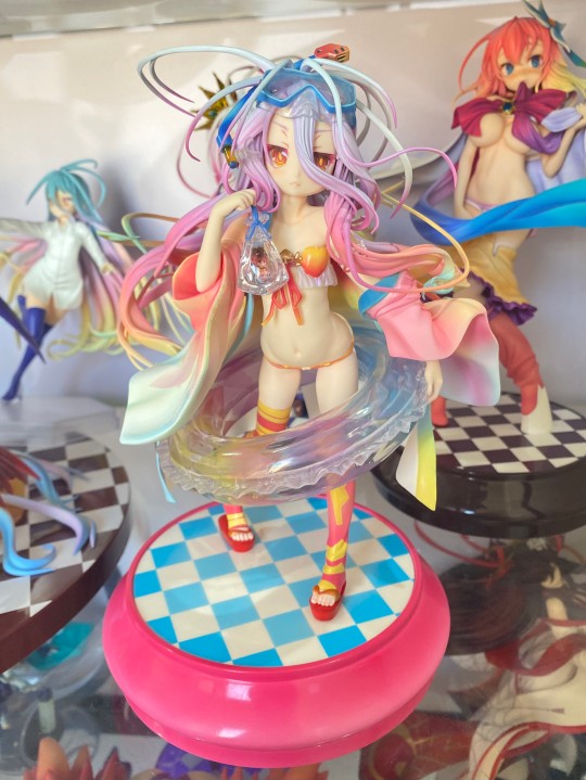 游戏人生泳装白 脖子中奖