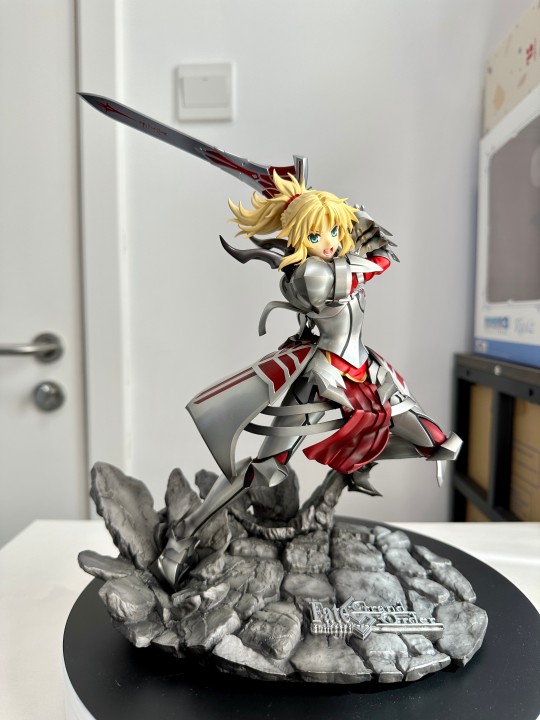 留念-莫德雷德-挥剑