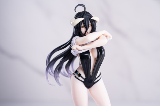 拍摄 雅儿贝德 -T恤泳装-