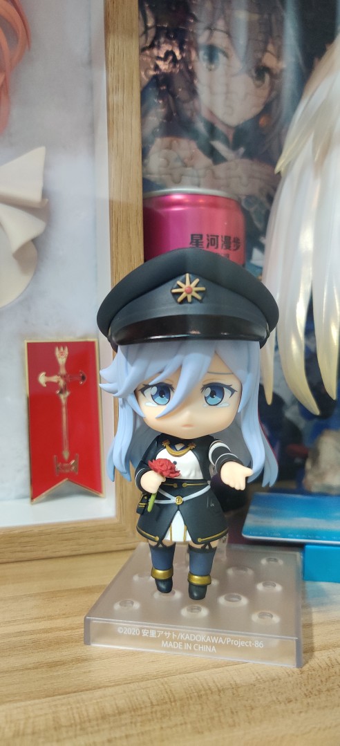 等过年回家跟另一个蕾娜粘土人贴贴☺️