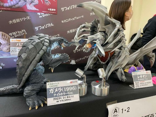 夜色版。雷吉翁不错，比想象中要好