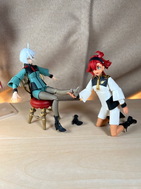 米米实物的脸比照片要好看