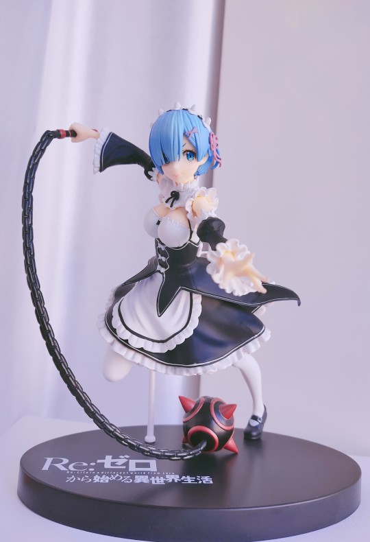 Re：从零开始的异世界生活 蕾姆 流星锤
System Service 全力造型 普通版