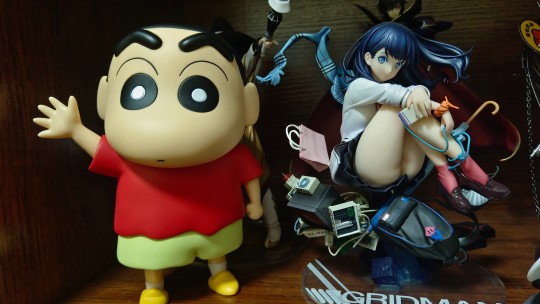 眼镜厂蜡笔小新