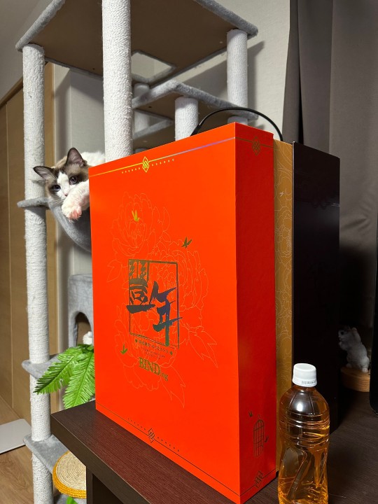 转原画师推特，丰年的包装，很大