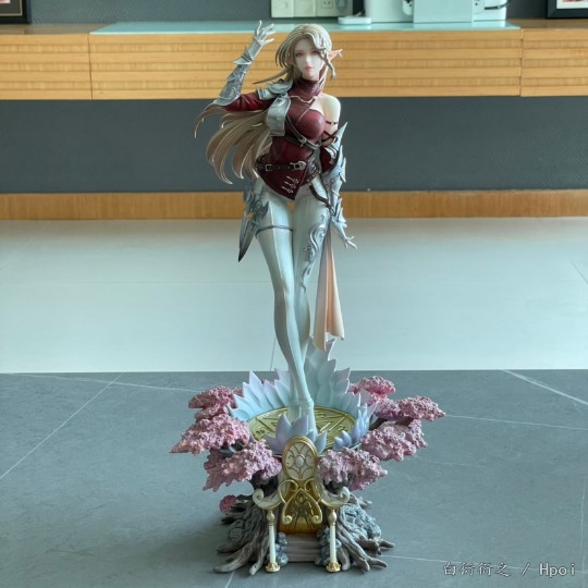 STAREXVA 星星社 BLACK LABLE 蕾娜