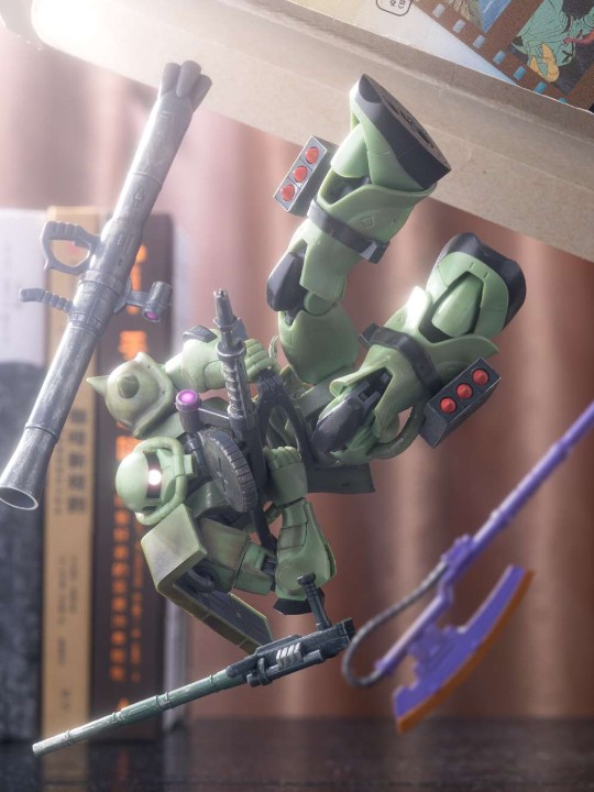 以扎古形态出击