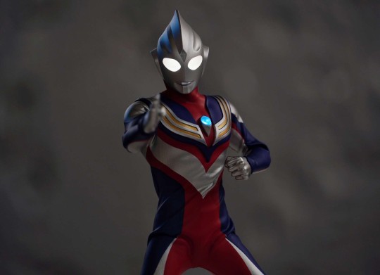 Alphamax 迪迦奥特曼