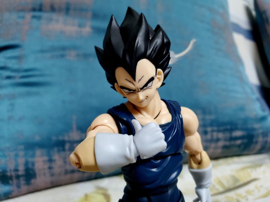 SHF 贝吉塔（super hero ver.）