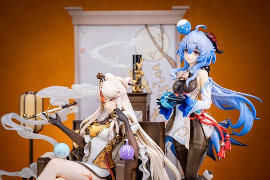 秘书王小美来啦！