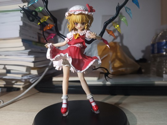 Griffon【芙兰朵露•斯卡雷特】手机无滤镜渣拍