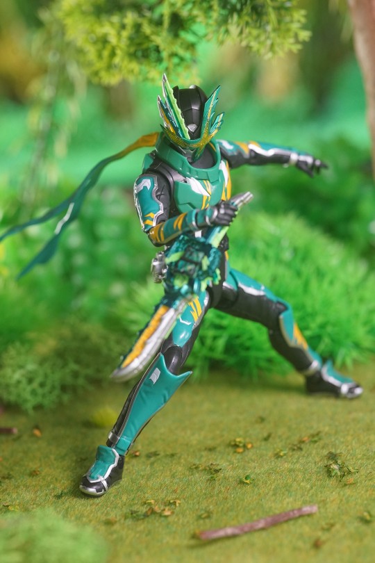 假面骑士剑斩（笑骑>-<不是）