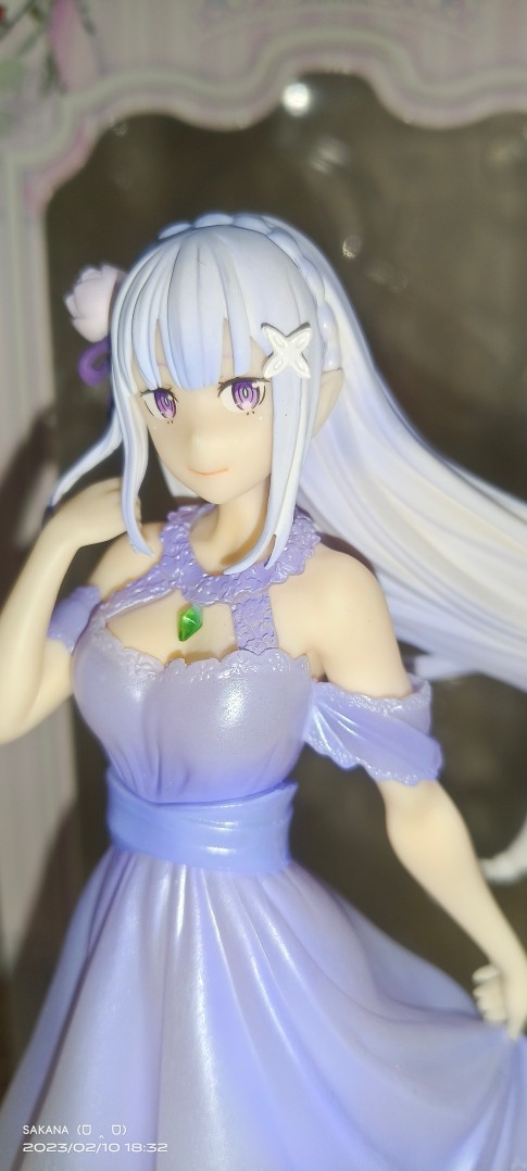 爱蜜莉雅 水晶礼服青春版（不是）