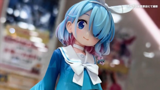 好看是真好看，价格是真离谱