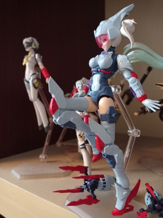 塑雅塔 机娘 安吉拉 艾莉娅