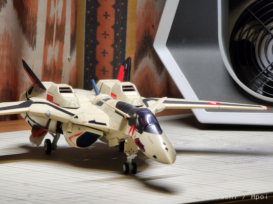 开新坑第一架飞机