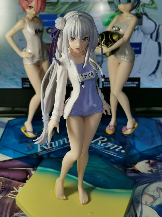 世嘉 Re：Zero Emilia 学校泳装 PM景品