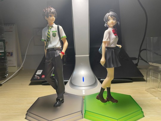 你的名字 宫水三叶 立花泷 pop