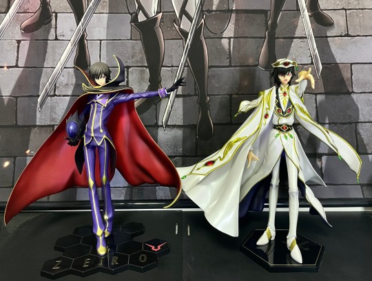 中二皇帝鲁路修