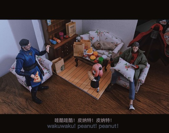 皮的帕克，阿尼亚和奇异博士的日常生活